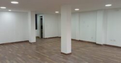 Arriendo dos oficinas nuevas Sec. Chillogallo 85 m², Alto Flujo Comercial!