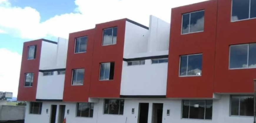 Casa en VENTA Conjunto Portal de Aaron, en la Nueva Aurora Sur, Quito, Ecuador