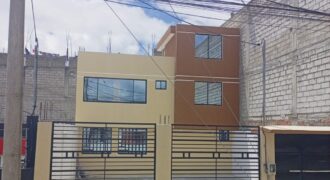Casa en VENTA por ESTRENAR en Sector de la Martha Bucaram a 100m de la principal