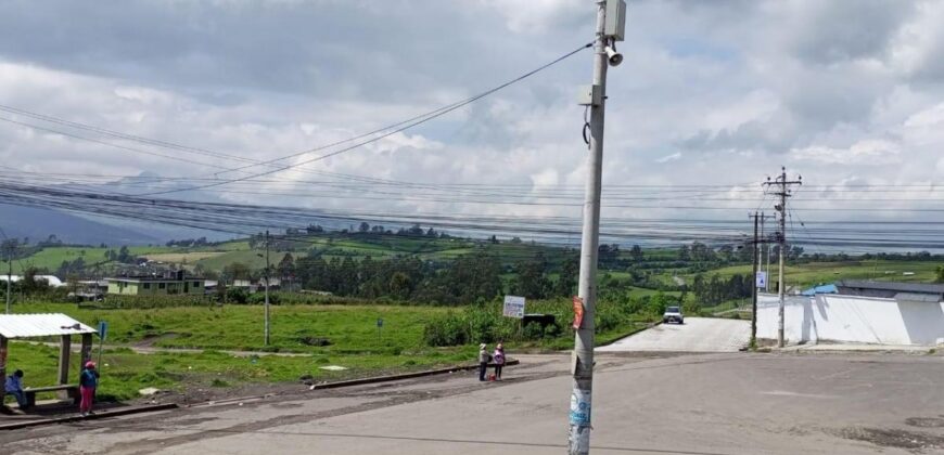 Terreno en venta en Cutuglahua, Credito directo
