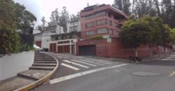 Casa de VENTA AL Norte de la ciudad, 502m2 con excelentes acabados, Sector el Batán, Quito, Ecuador.