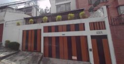 Casa de VENTA AL Norte de la ciudad, 502m2 con excelentes acabados, Sector el Batán, Quito, Ecuador.