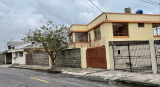Casa de VENTA en el Dorado 376m2 de terreno, Norte de Quito, Ecuador