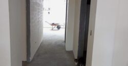 Casa de venta de oportunidad, 348m2 de construcción en 180m2 de terreno, a 100m2 de la Av. Martha Bucaram, Cdla Ibarra Quito, Ecuador