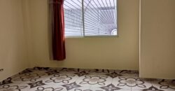 Casa de venta de oportunidad, 348m2 de construcción en 180m2 de terreno, a 100m2 de la Av. Martha Bucaram, Cdla Ibarra Quito, Ecuador