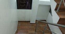 Oficina de Arriendo en lugar comercial sobre la Av Mariscal Sucre , Chillogallo ,Sur de Quito