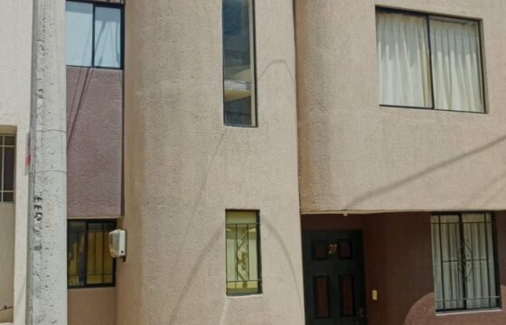 CASA de VENTA en Conjunto Habitacional a 2 cuadras de Av. Geovanny Calles, Calderón, Ecuador